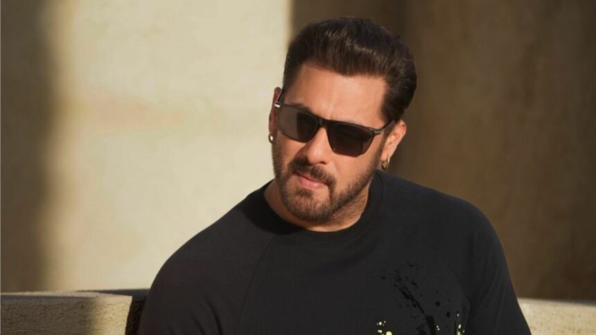 Salman Khan had tears in his eyes, shared the story of the song "Kabootar Jaa Jaa"